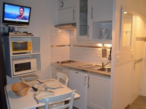 Charmant studio aux Ménuires pour 2, pied des pistes, proche commerces, équipements modernes - FR-1-452-87